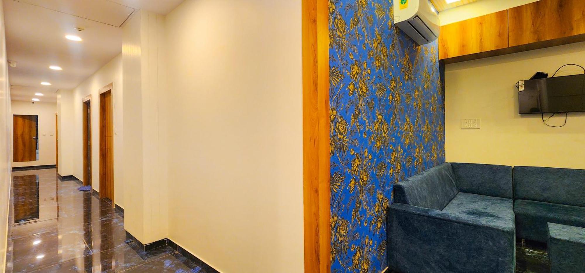Hotel Nova Blue Ahmedabad Exterior foto